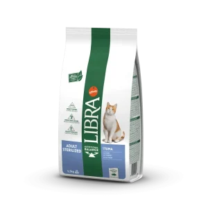 Adulto esterilizado con atún